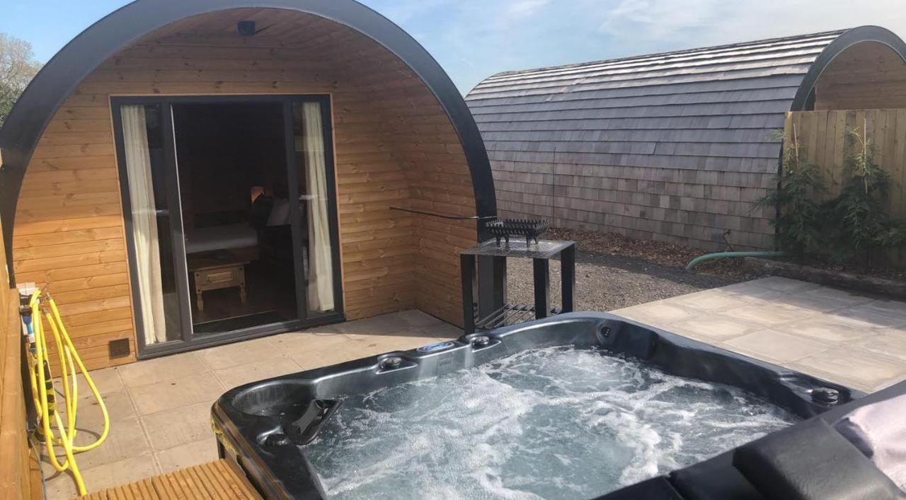 ホテル Superior Glamping Pod With Hot Tub フロッドシャム エクステリア 写真
